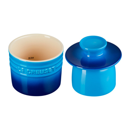 Imagem PORTA MANTEIGA EM CERÂMICA 170ML AZURE BLUE 10,7X9,9 CM - LE CREUSET