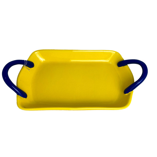 Imagem BANDEJA DECORATIVA EM CERÂMICA AMARELA E ALÇA AZUL 33X17X4 CM - MABRUK