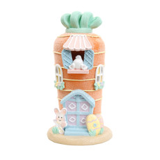 Imagem de CASINHA DECORATIVA COLORIDA EM RESINA FORMATO CENOURA COM LED 22X12X12 CM - CROMUS - Cromus Embalagens Ind. E Com. Ltda