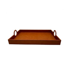 Imagem de BANDEJA RETANGULAR COM ALÇA ARGOLA EM COURO SINTÉTICO MARROM 58X35X5 CM - CROSS - Cross Comercial Ltda