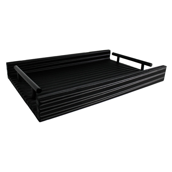 Imagem BANDEJA RETANGULAR PRETA EM MDF COM ALÇA EM METAL E LISTRAS 3D 4X35X22 CM - ENTRECASA